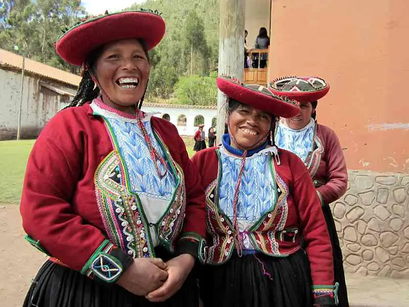 Women at Umasbamba